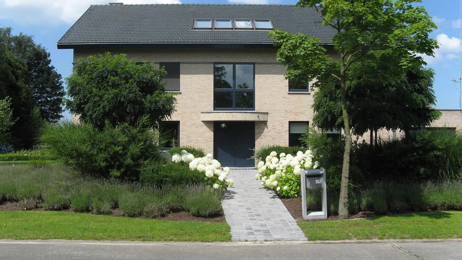***** Bed & Breakfast B&B Au Grenier Ghent Belgium